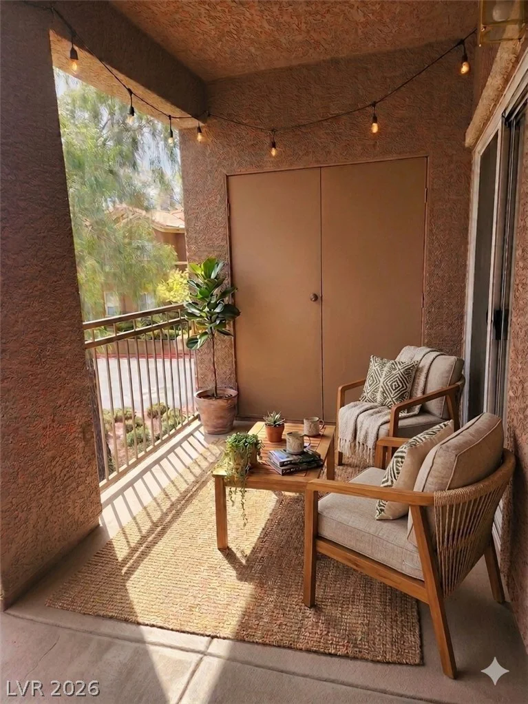 3812 Ormond Beach, Las Vegas, NV 89129