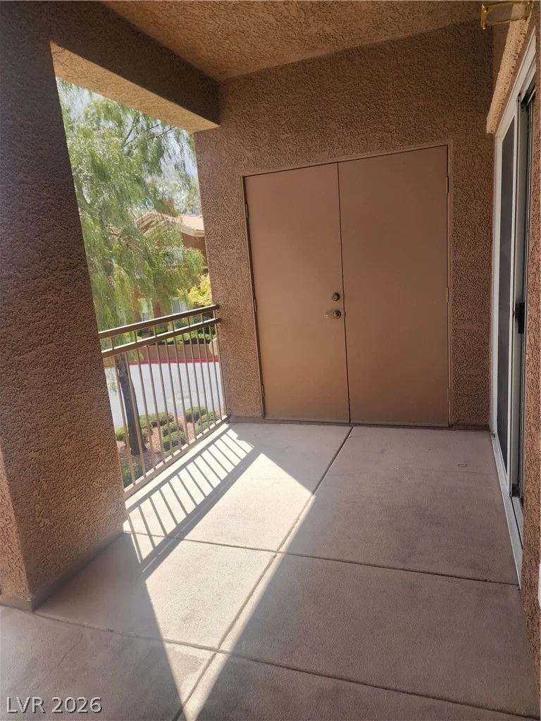 3812 Ormond Beach, Las Vegas, NV 89129
