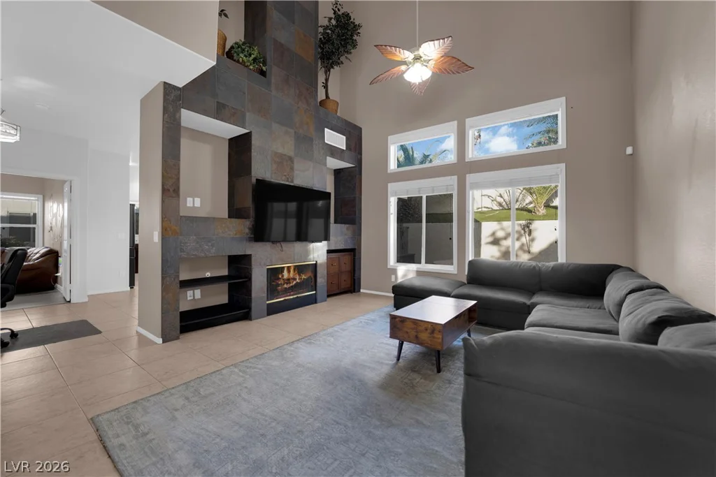 2747 Canarsy, Henderson, NV 89052