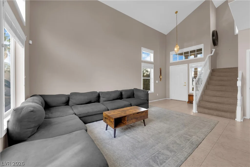 2747 Canarsy, Henderson, NV 89052