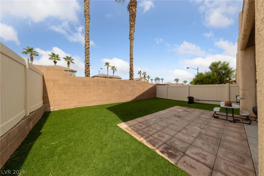 9068 Bushy Tail, Las Vegas, NV 89149