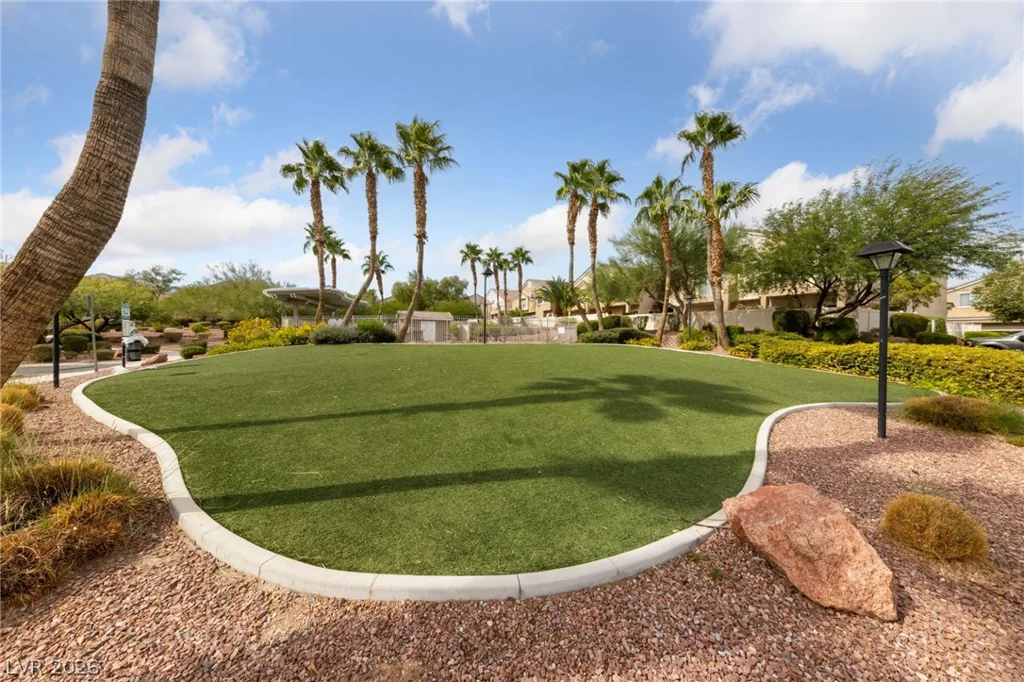 9068 Bushy Tail, Las Vegas, NV 89149