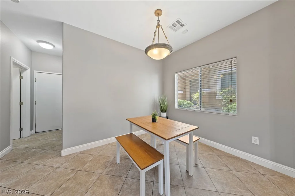 9068 Bushy Tail, Las Vegas, NV 89149