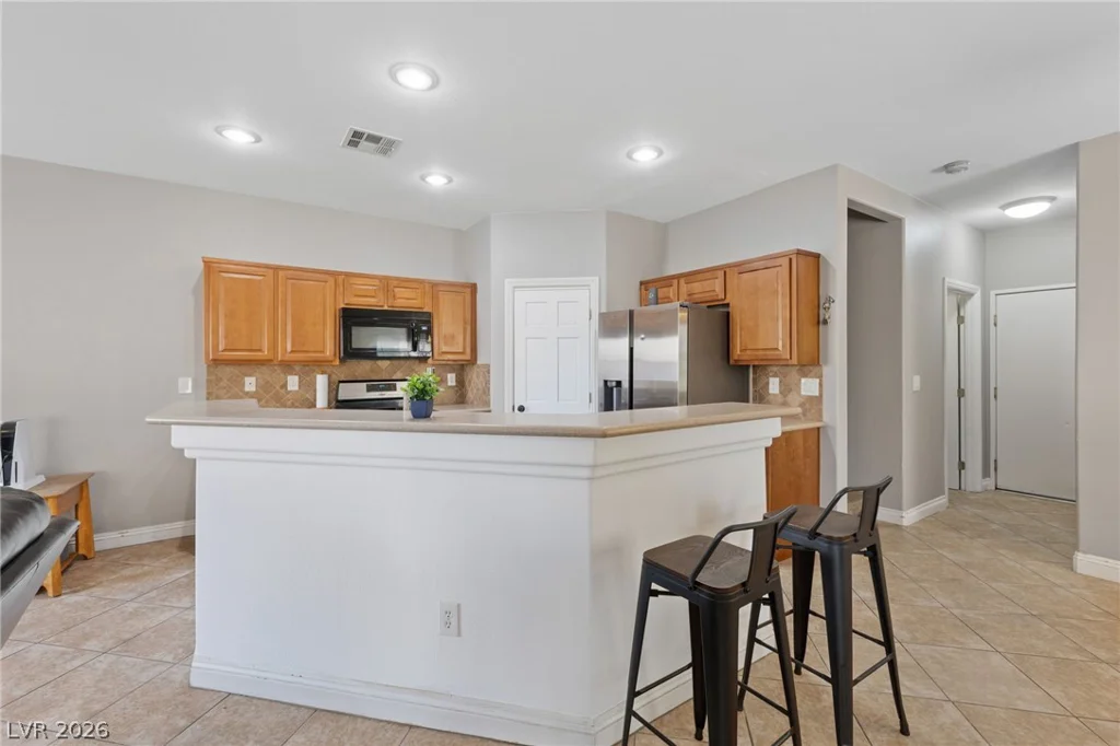 9068 Bushy Tail, Las Vegas, NV 89149
