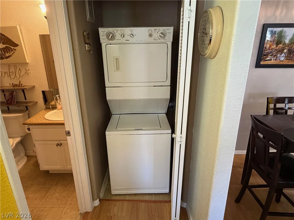 3318 Decatur, Las Vegas, NV 89130