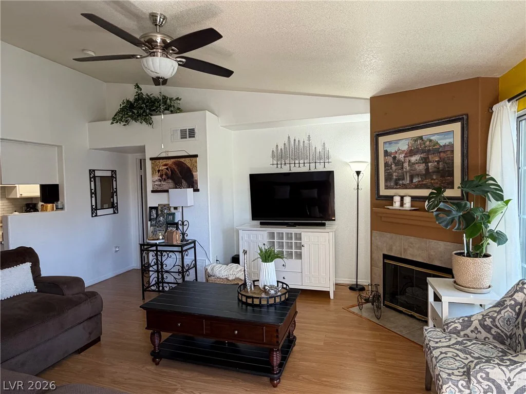 3318 Decatur, Las Vegas, NV 89130