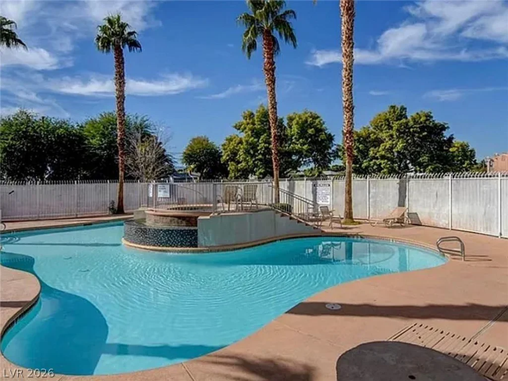 3318 Decatur, Las Vegas, NV 89130