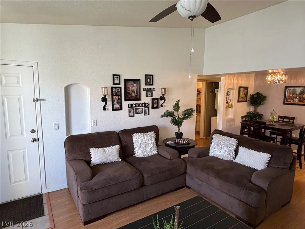 3318 Decatur, Las Vegas, NV 89130