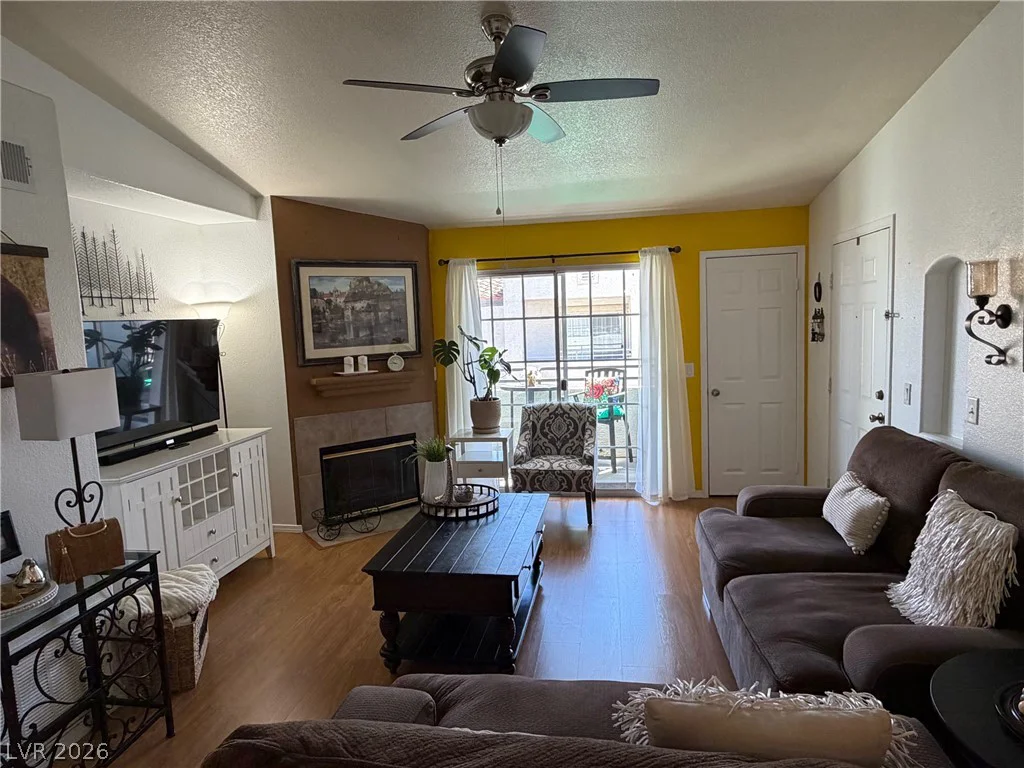 3318 Decatur, Las Vegas, NV 89130