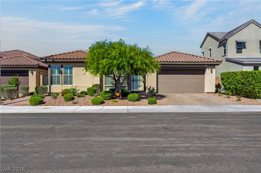 8455 Skye Walk, Las Vegas, NV 89166