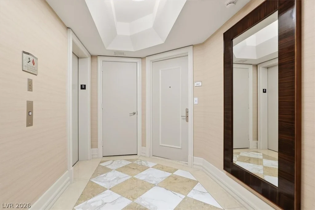 2777 Paradise, Las Vegas, NV 89109