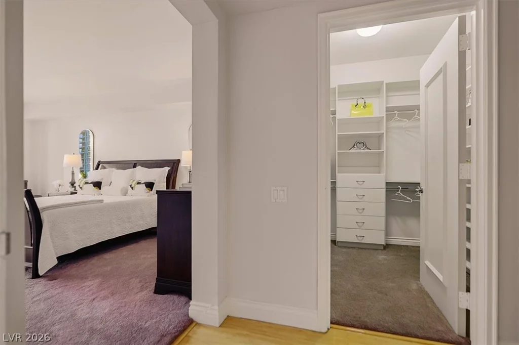 2777 Paradise, Las Vegas, NV 89109