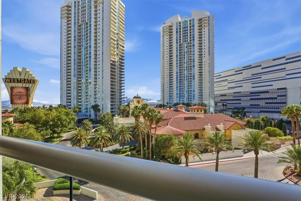 2777 Paradise, Las Vegas, NV 89109