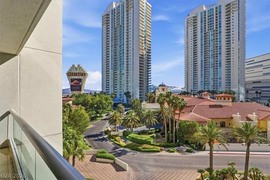 2777 Paradise, Las Vegas, NV 89109