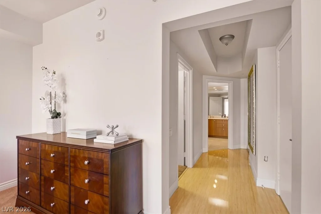 2777 Paradise, Las Vegas, NV 89109