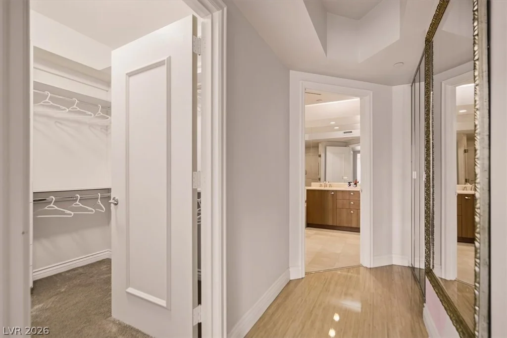 2777 Paradise, Las Vegas, NV 89109