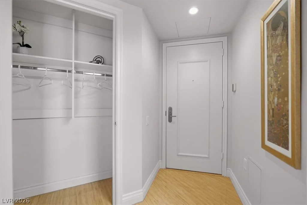 2777 Paradise, Las Vegas, NV 89109