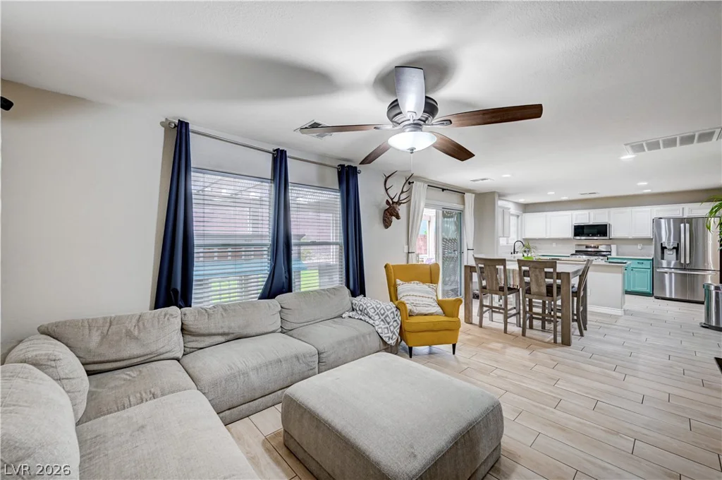 197 Kings Canyon, Henderson, NV 89012