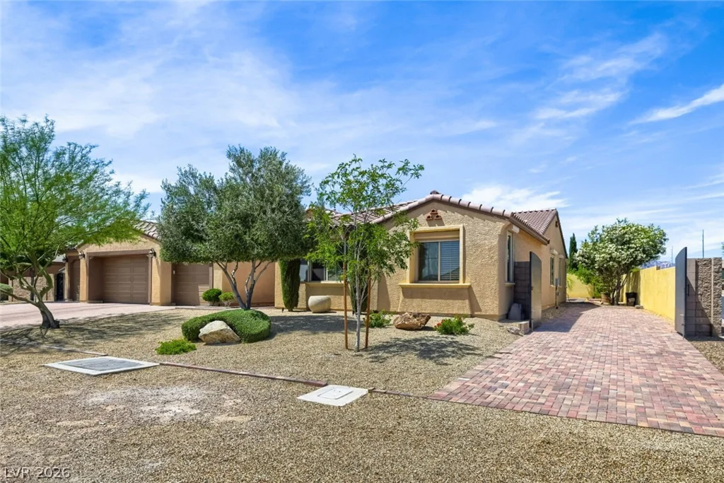 8935 Gagnier, Las Vegas, NV 89113