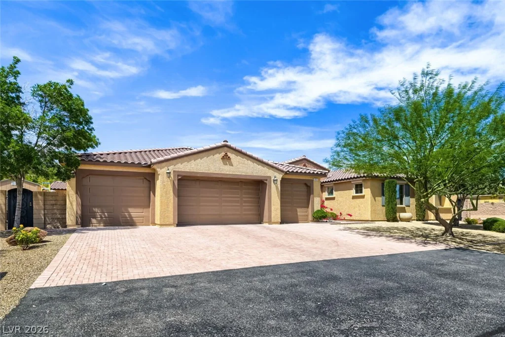 8935 Gagnier, Las Vegas, NV 89113