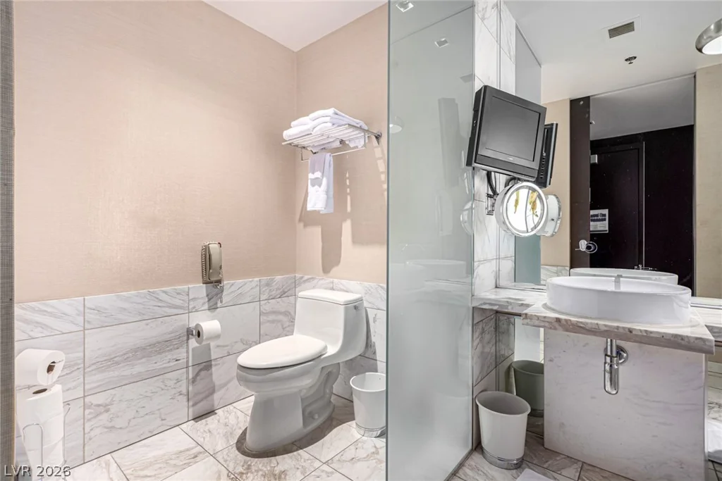 4381 Flamingo, Las Vegas, NV 89103