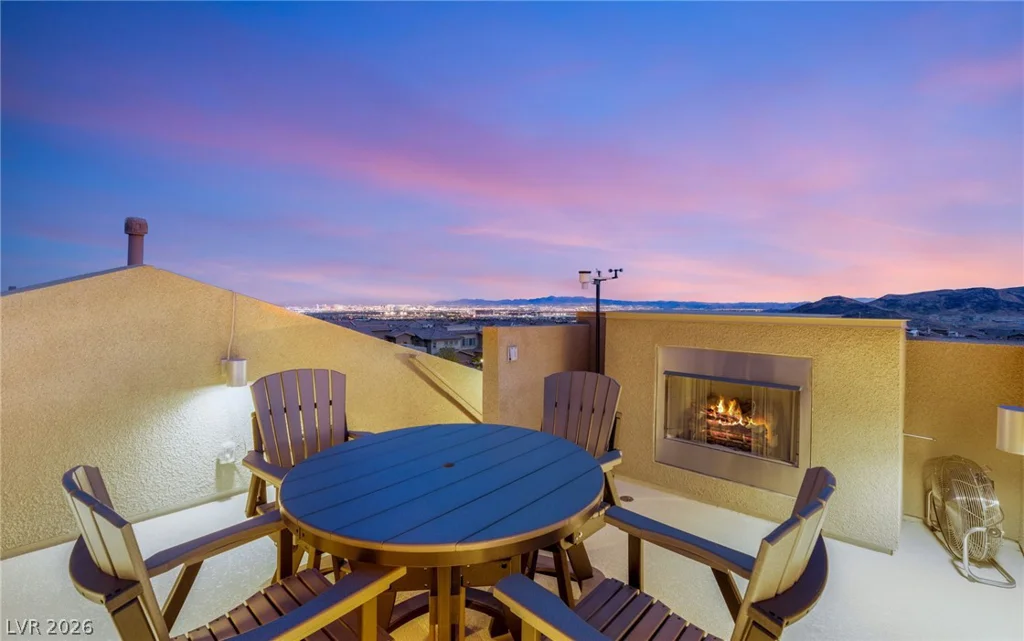 370 Capistrano Vistas, Las Vegas, NV 89138