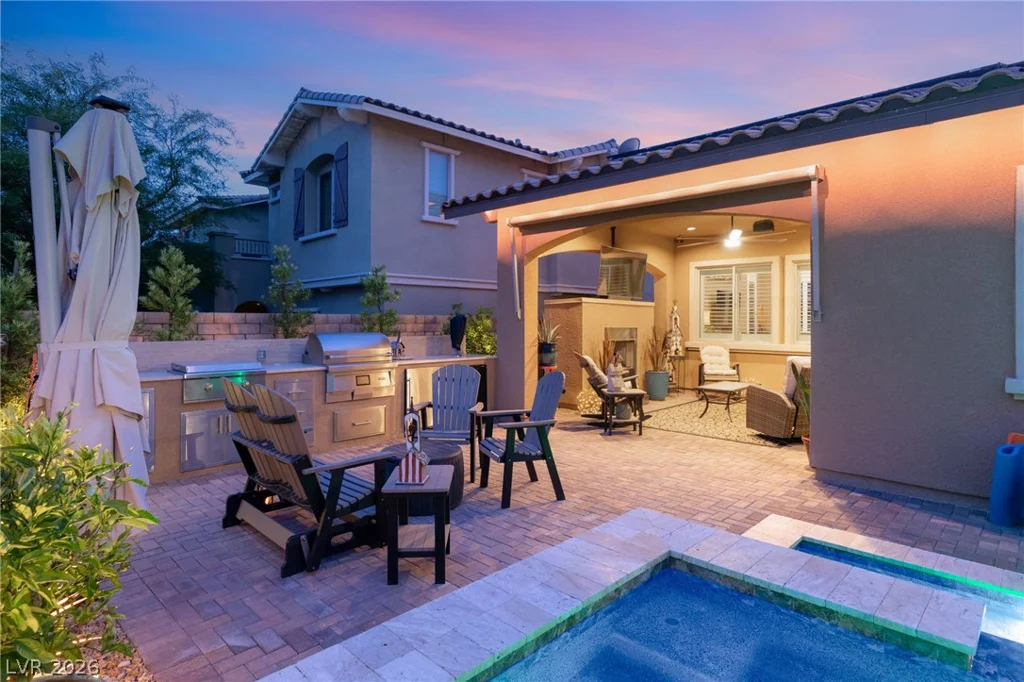 370 Capistrano Vistas, Las Vegas, NV 89138