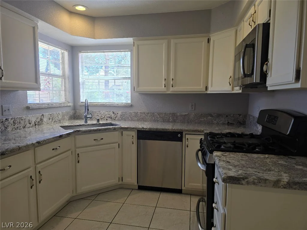 5608 Port Barrington, Las Vegas, NV 89130