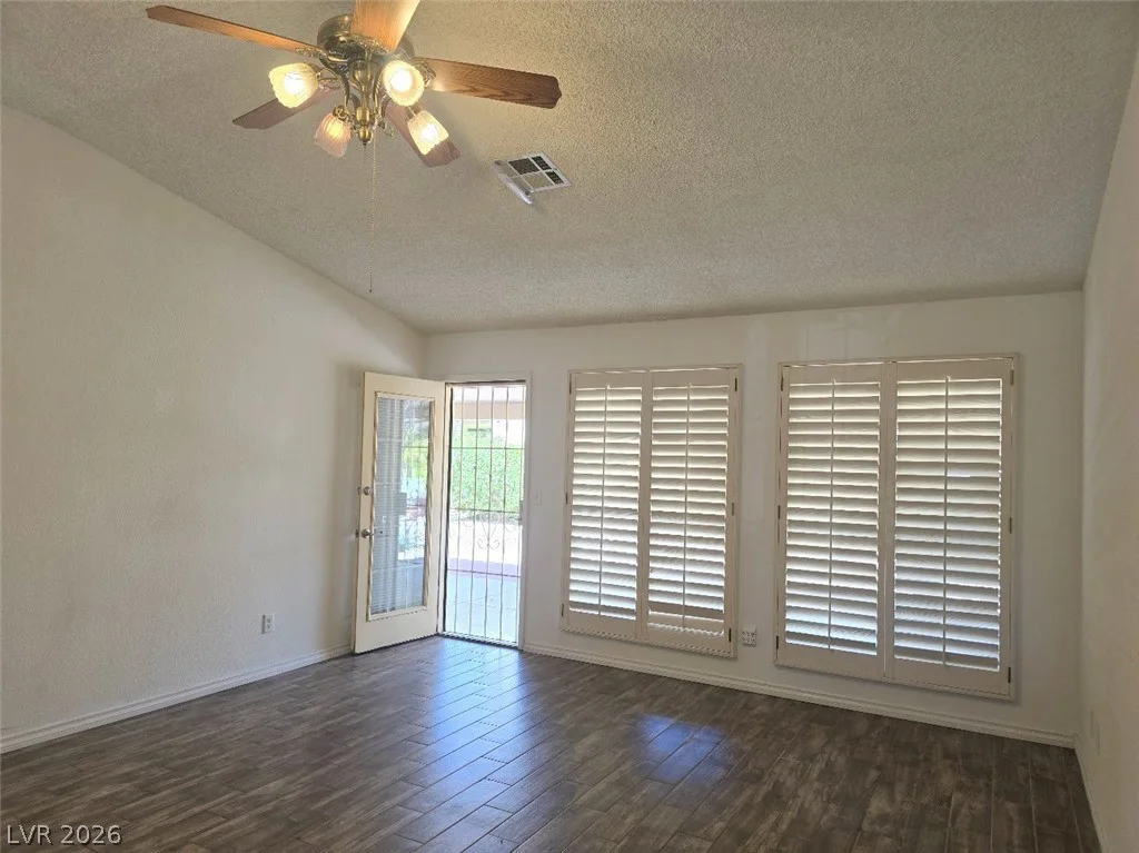 5608 Port Barrington, Las Vegas, NV 89130