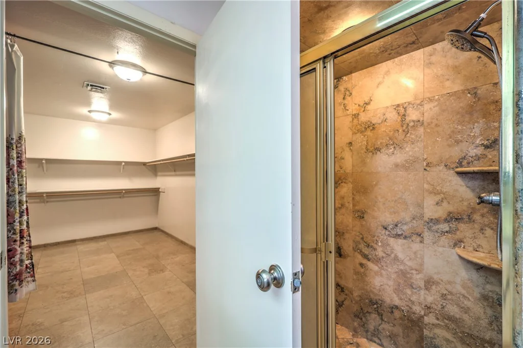 2880 Red Rock, Las Vegas, NV 89146