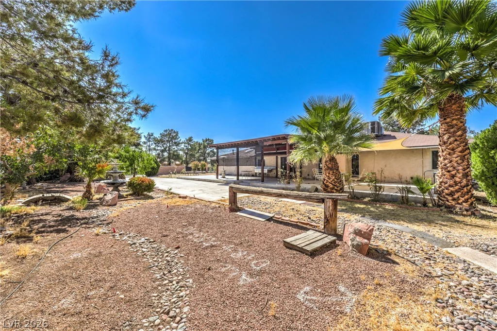 2880 Red Rock, Las Vegas, NV 89146