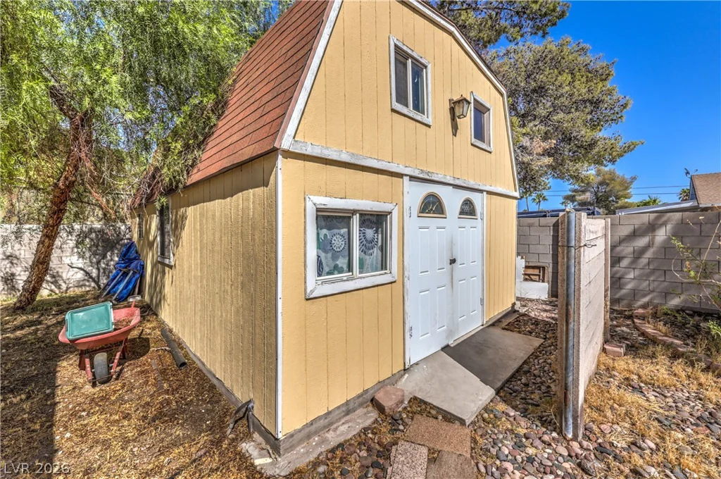 2880 Red Rock, Las Vegas, NV 89146