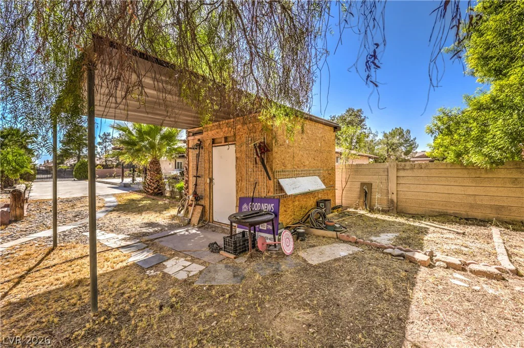 2880 Red Rock, Las Vegas, NV 89146
