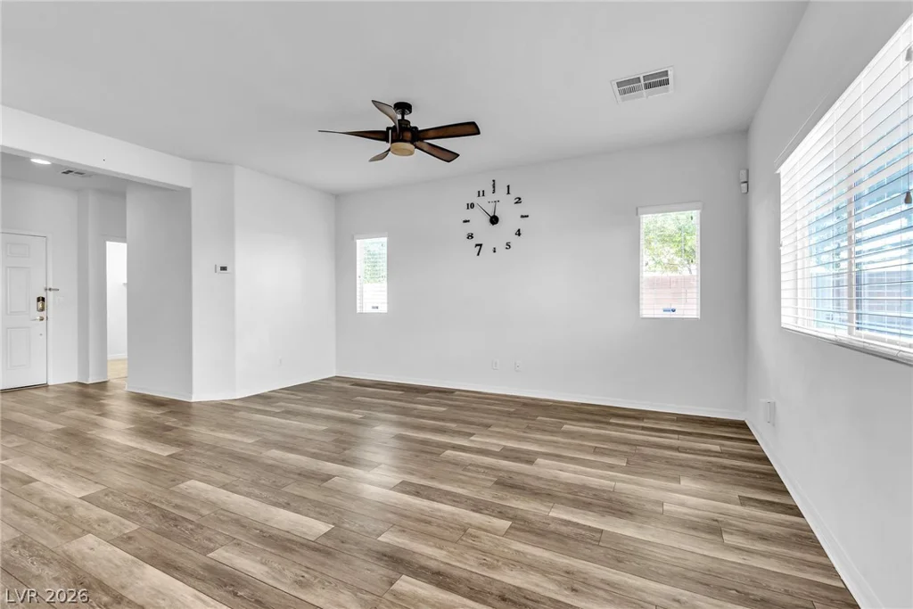 6402 Harline Heights, Las Vegas, NV 89113