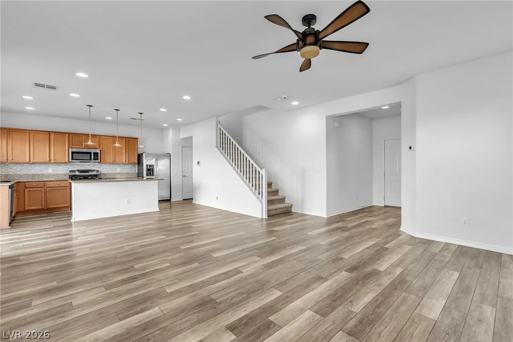6402 Harline Heights, Las Vegas, NV 89113