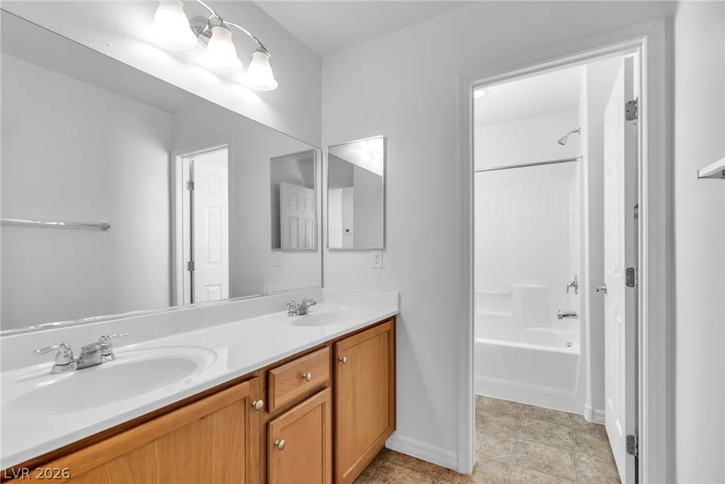 6402 Harline Heights, Las Vegas, NV 89113