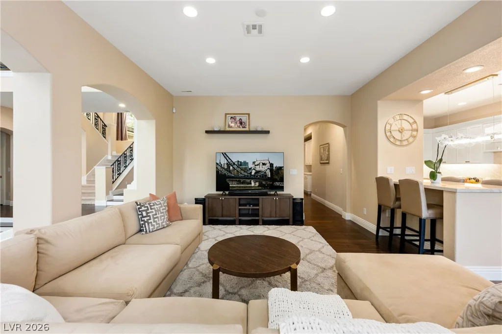 9209 Eagle Hills, Las Vegas, NV 89134