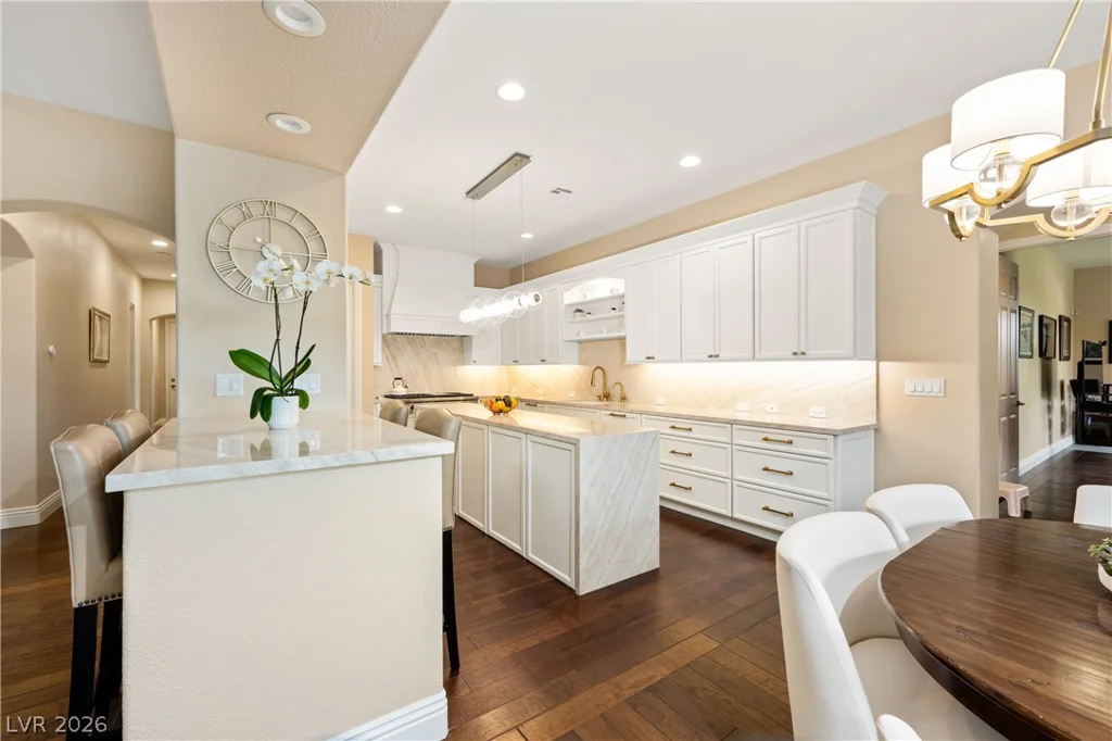 9209 Eagle Hills, Las Vegas, NV 89134