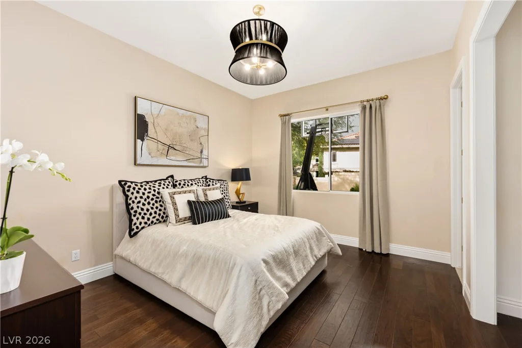 9209 Eagle Hills, Las Vegas, NV 89134