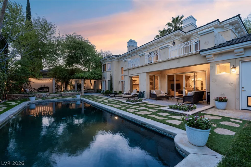 9209 Eagle Hills, Las Vegas, NV 89134