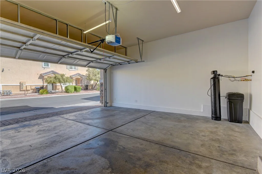 6728 Lavender Lilly, North Las Vegas, NV 89084
