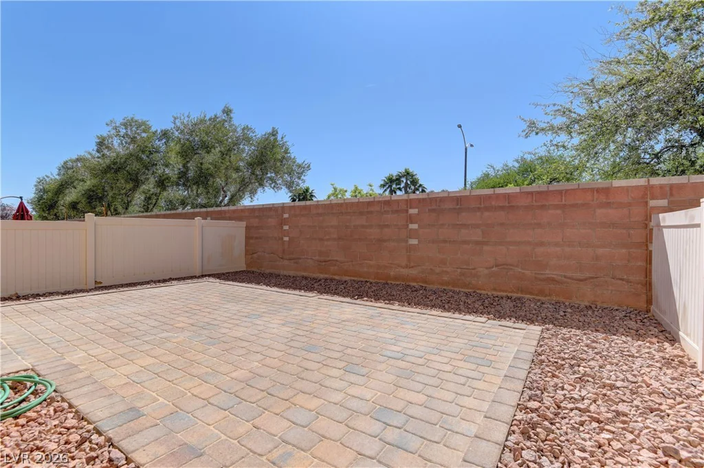 6728 Lavender Lilly, North Las Vegas, NV 89084