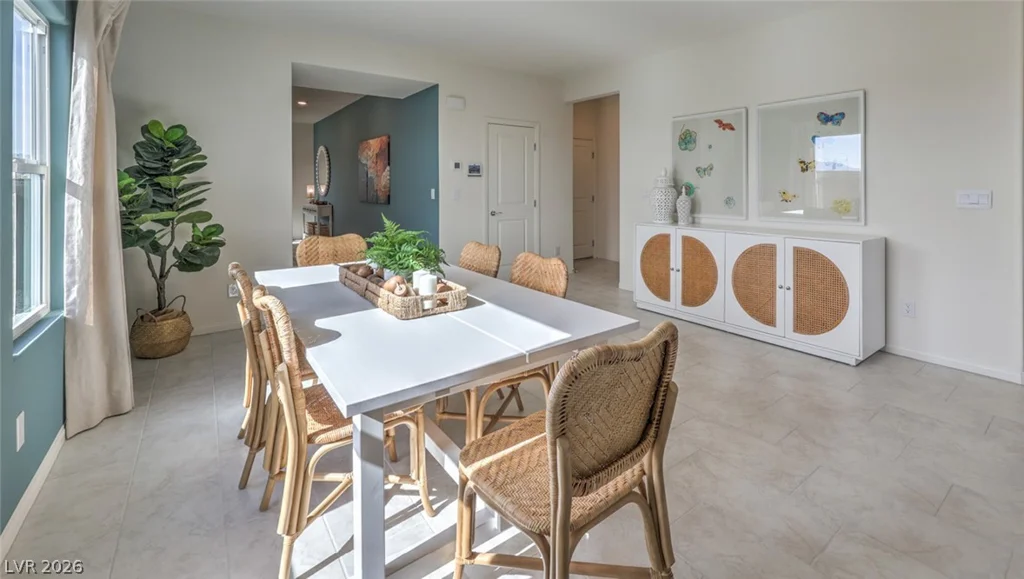 7376 Dominguez Bay, North Las Vegas, NV 89084