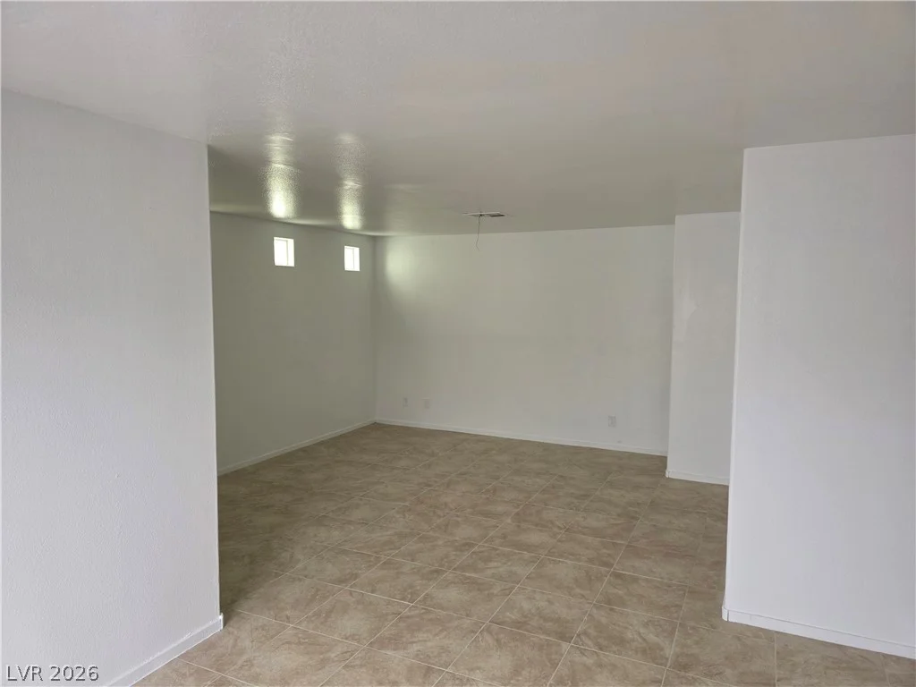 10026 Crisp Clover, Las Vegas, NV 89183