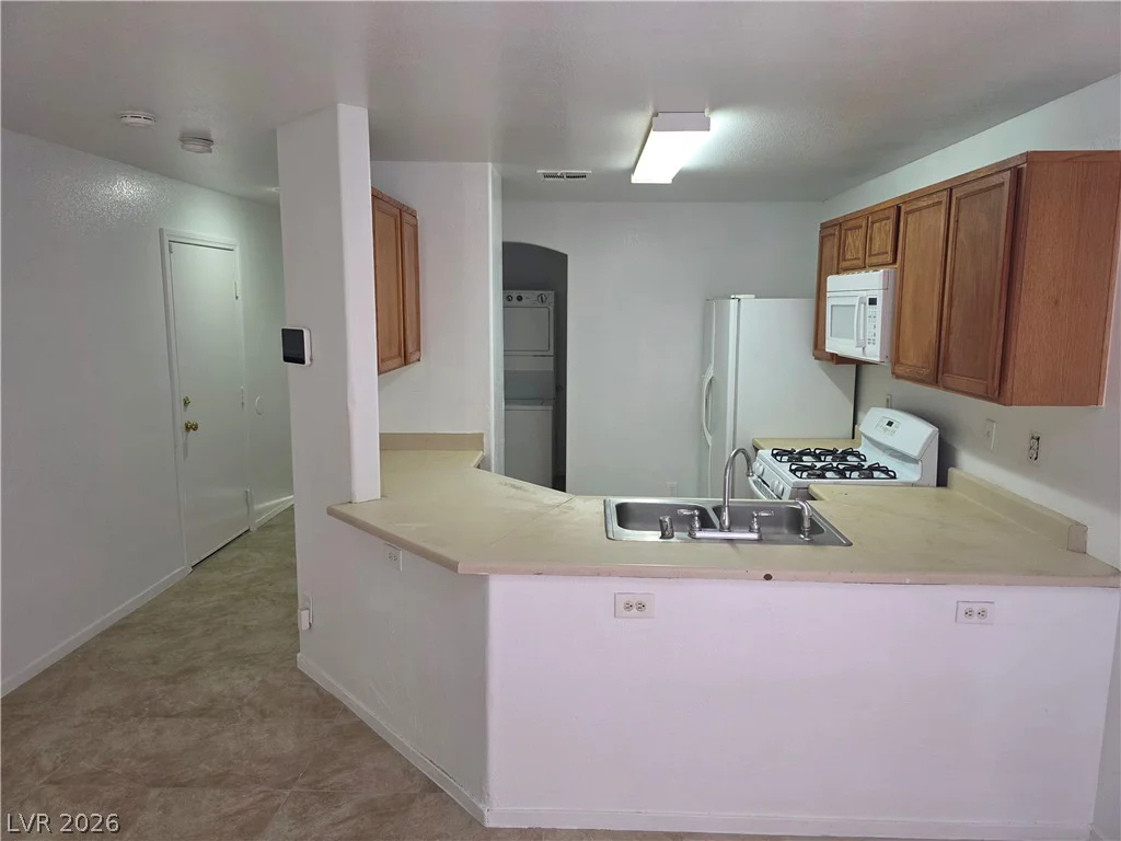 10026 Crisp Clover, Las Vegas, NV 89183