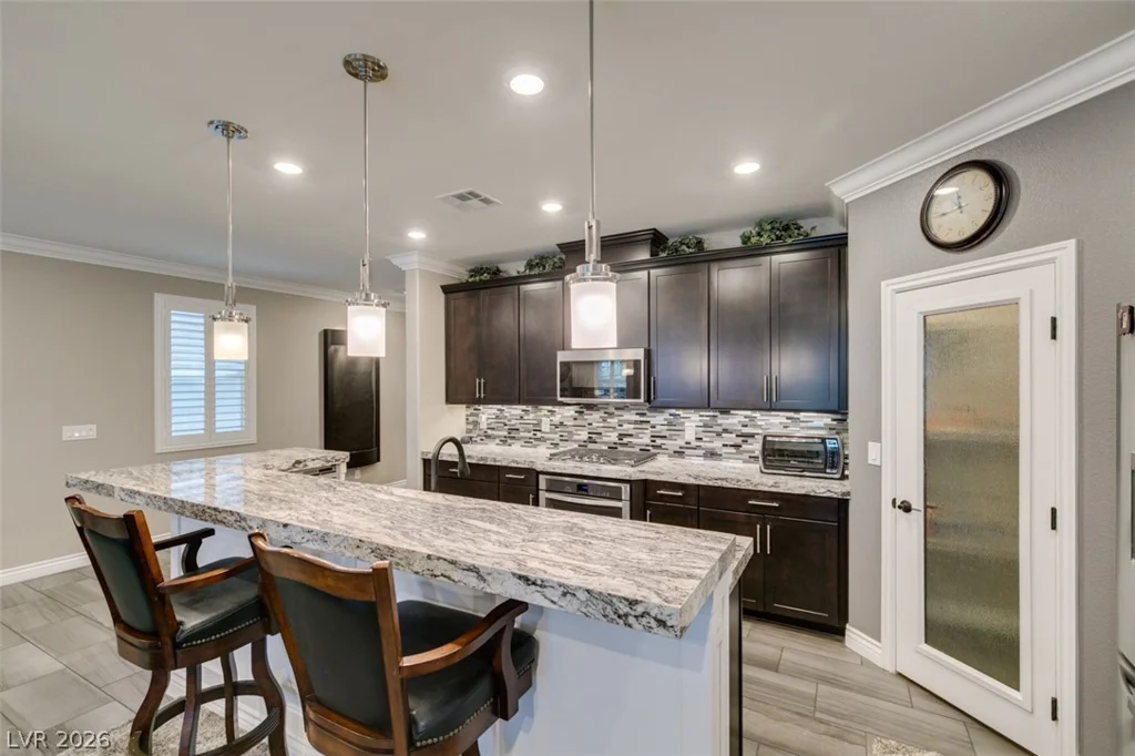 10300 Brooke Rise, Las Vegas, NV 89166
