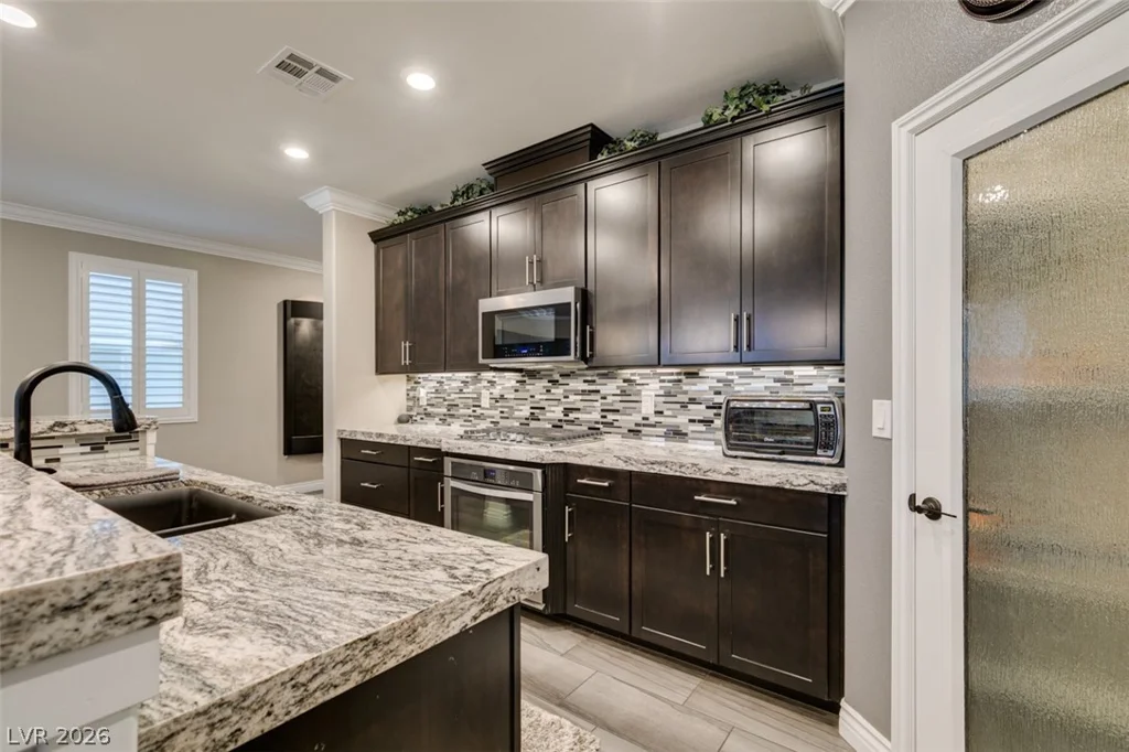 10300 Brooke Rise, Las Vegas, NV 89166