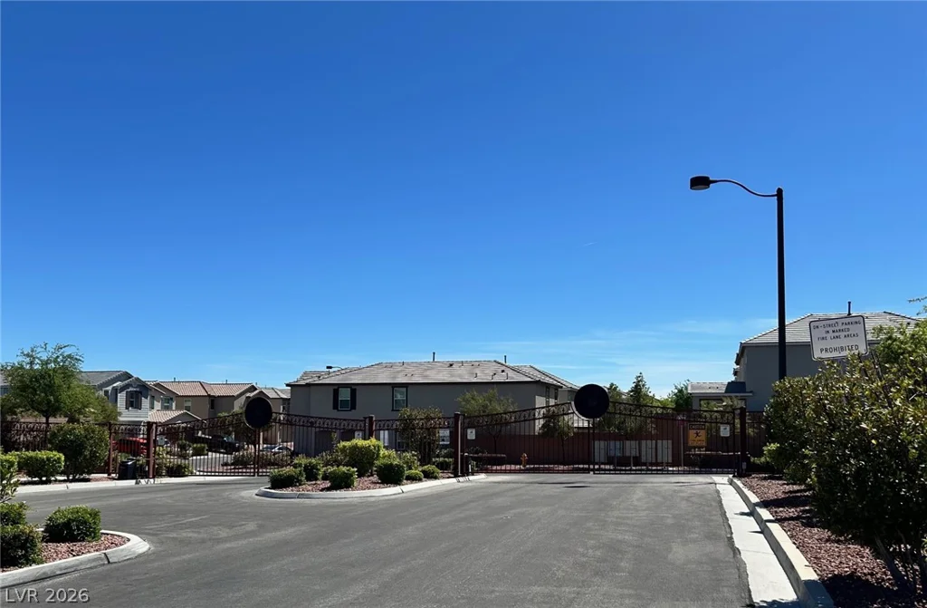 10300 Brooke Rise, Las Vegas, NV 89166