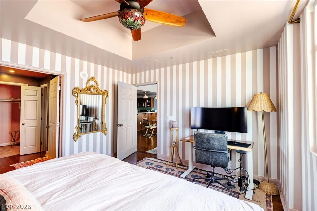 150 Las Vegas, Las Vegas, NV 89101