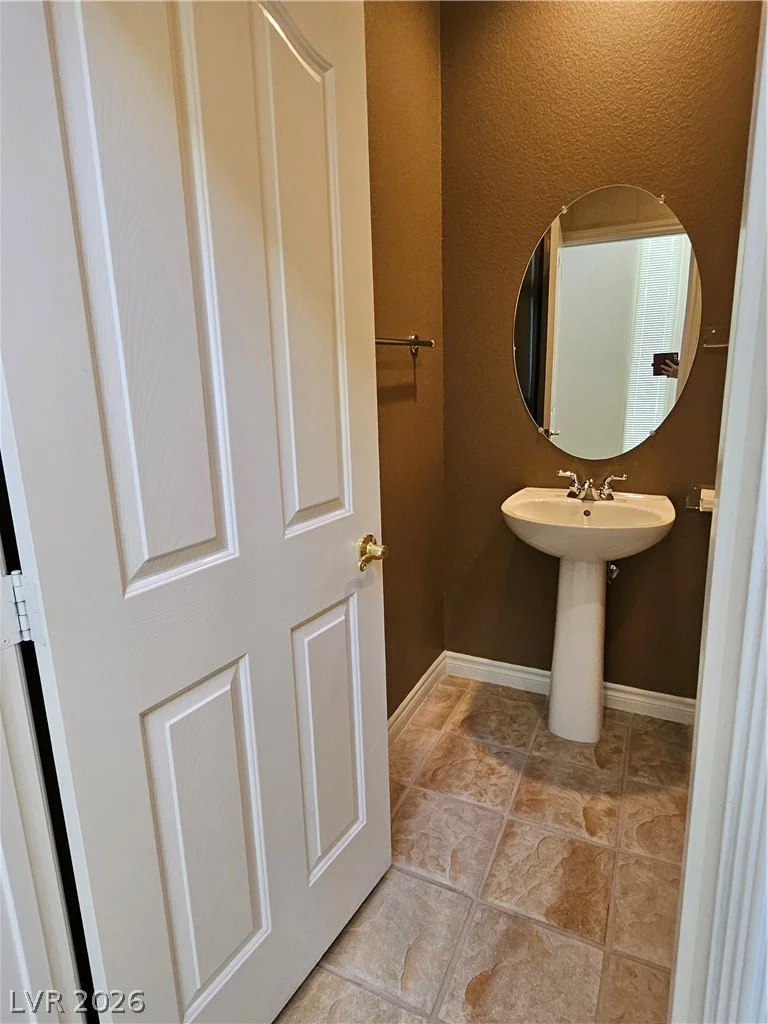 9116 Hampstead, Las Vegas, NV 89145
